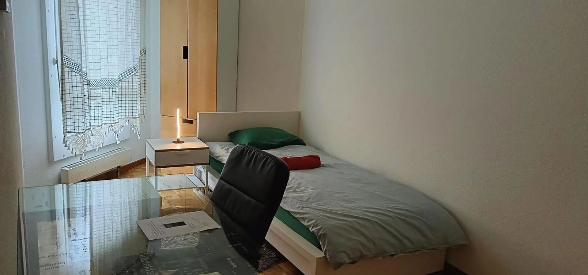 Jolie Chambre Confortable Dans Un Appartement Geneva 0*,  Switzerland